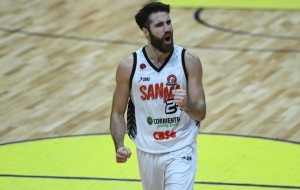 San Martín le ganó a San Lorenzo y acaricia la final de la Liga Nacional