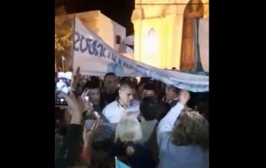 Patota de Valdés reprimió a docentes autoconvocados en Saladas