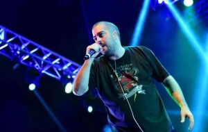 El show de Don Osvaldo en Corrientes cambio de escenario