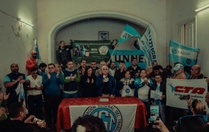 El paro se hizo sentir en Corrientes con una concentración en Plaza 25 de Mayo