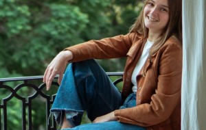 Maggie Cullen, la nueva voz del folklore, llega a Corrientes y Resistencia