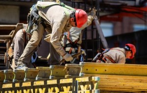 Con Milei, se perdieron casi 13.000 empresas y más de 260.000 trabajos registrados