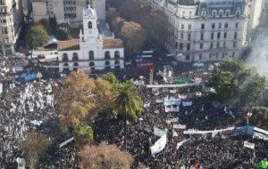 La condena a Cristina y la batalla por recuperar la política del campo popular