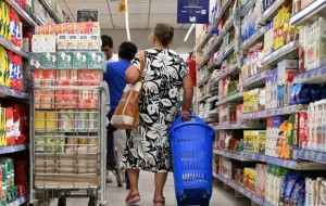 Casi un millón de pesos: lo que necesita una familia correntina para no ser pobre