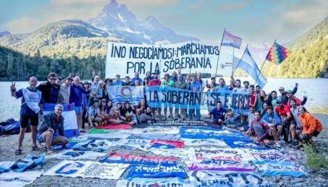 Cuando arde la Patagonia, vuelve la marcha a Lago Escondido