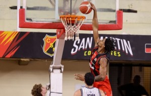 San Martín cerró febrero con victoria en su casa