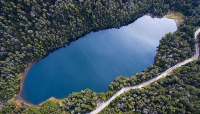 Premian en París el documental argentino sobre Lago Escondido